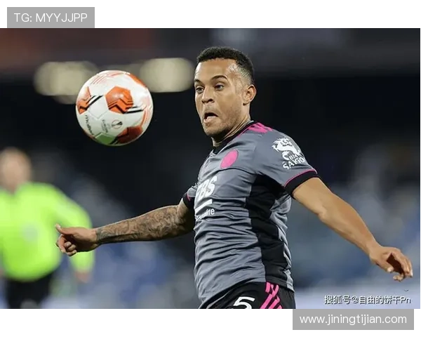 足球明星的独特魅力与实力分析盘点他们的技术特点与成就之路 足球明星的独特魅力与实力分析盘点他们的技术特点与成就之路